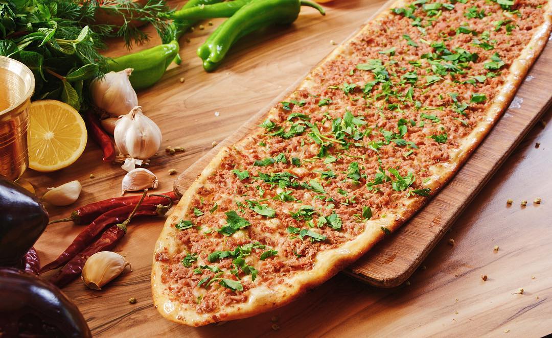Chef Alaaddin pide sunumu